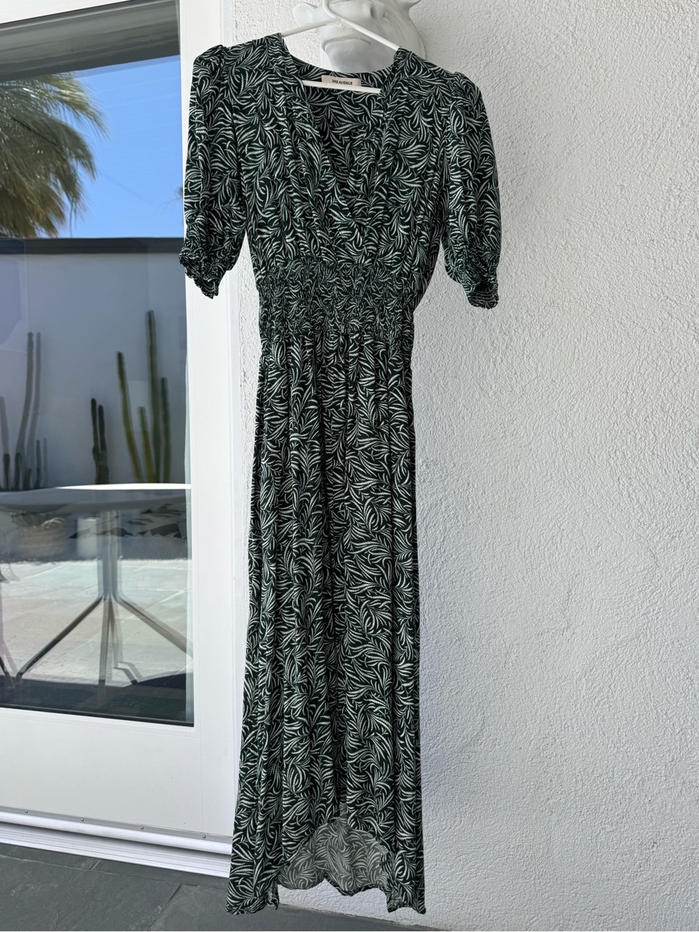 Avenue dark Green and Cream Leaf-Print Maxi Dress